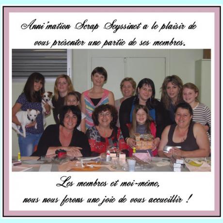 Les membres de l'association de scrapbooking